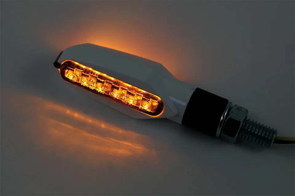 картинка LED поворотник SHIN YO MULTIFACE белый, Weiß от магазина Одежда+
