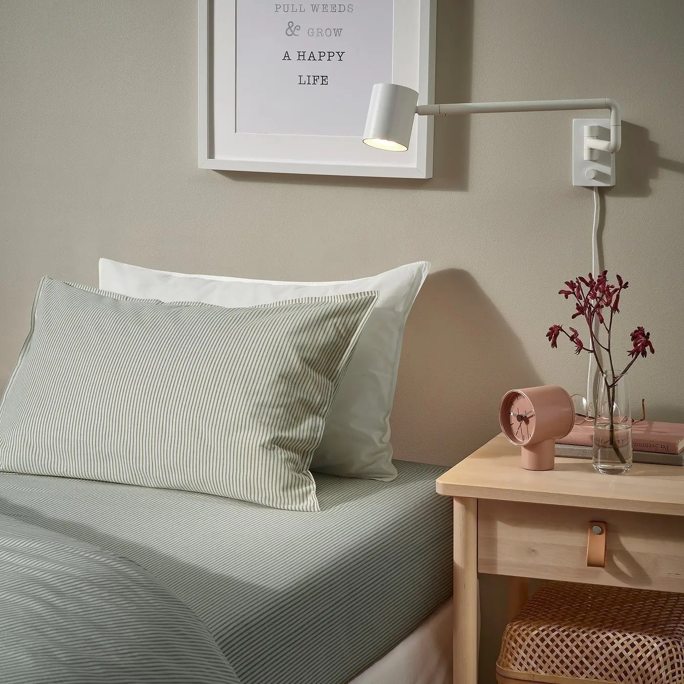 картинка Простыня Ikea Solfibbla, 240x260 см, белый/зеленый от магазина Одежда+