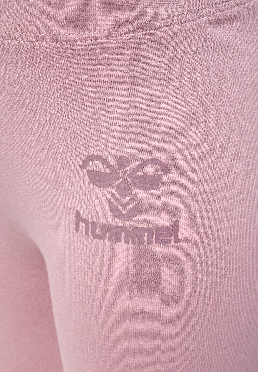 картинка Базовый слой Hummel, лиловый от магазина Одежда+