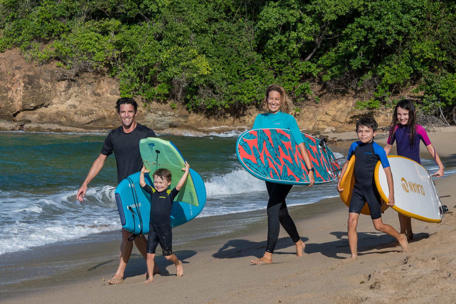 картинка ЛЕГИНСЫ UV SURF 100 ЖЕНСКИЕ ЧЕРНЫЕ Olaian от магазина Одежда+