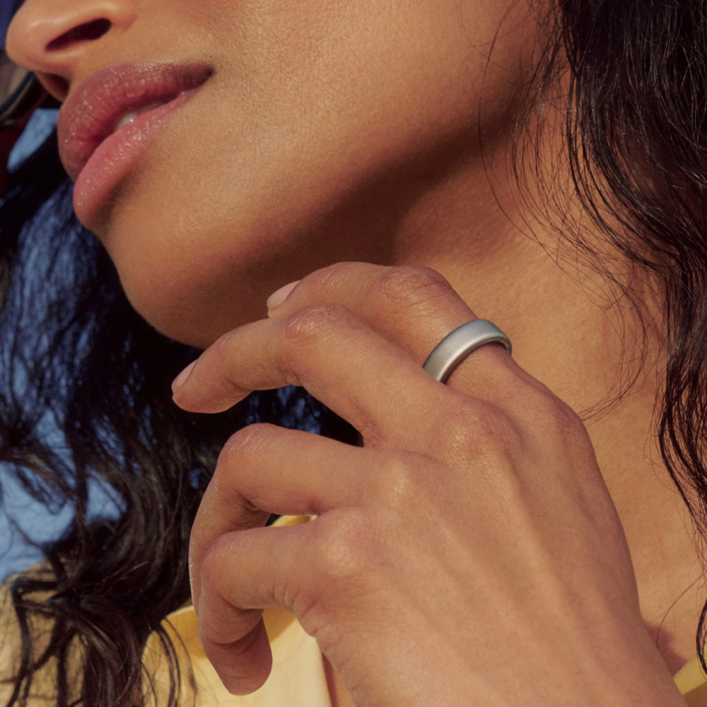 картинка Умное кольцо Oura Ring 5, US 7, Brushed Silver от магазина Одежда+