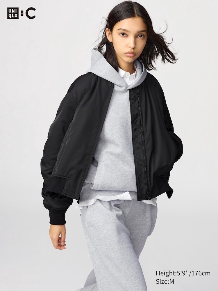 картинка Женская куртка-бомбер Uniqlo, черная от магазина Одежда+