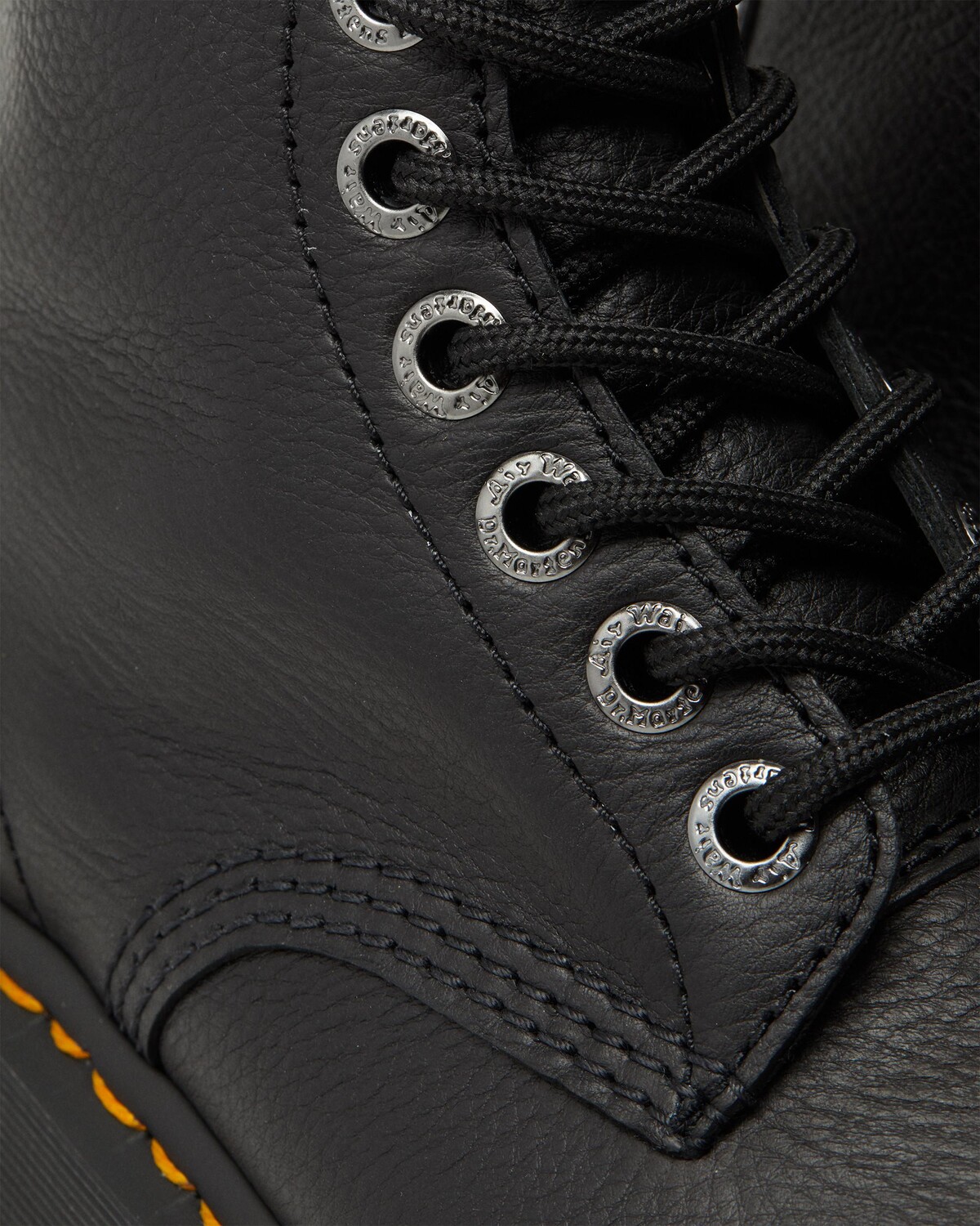 картинка Ботинки Dr. Martens 1460 Max Platform, кожа Pisa, черный от магазина Одежда+