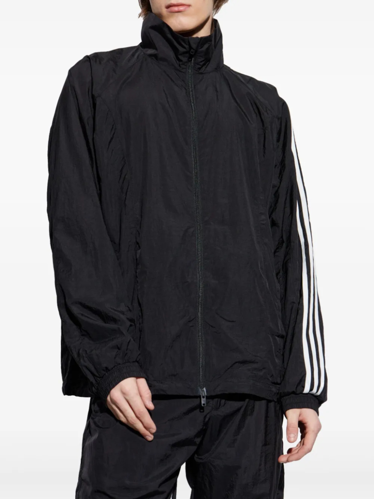 картинка Куртка Adidas Y-3 3-Stripes Nylon Shell, черный от магазина Одежда+