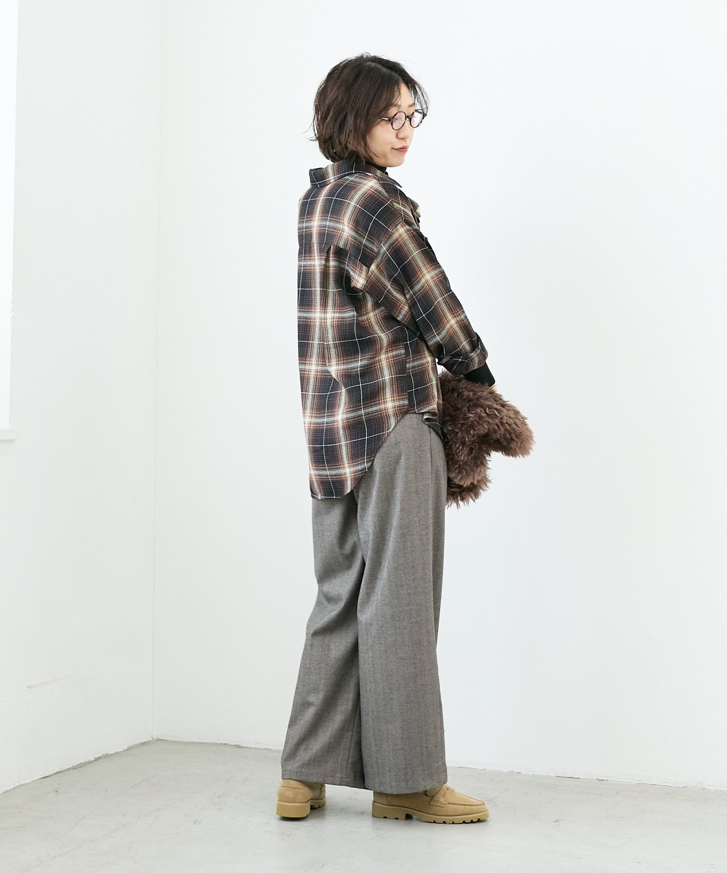 картинка Рубашка в клетку вручную. Le.Coeur Blanc, Brown pattern от магазина Одежда+