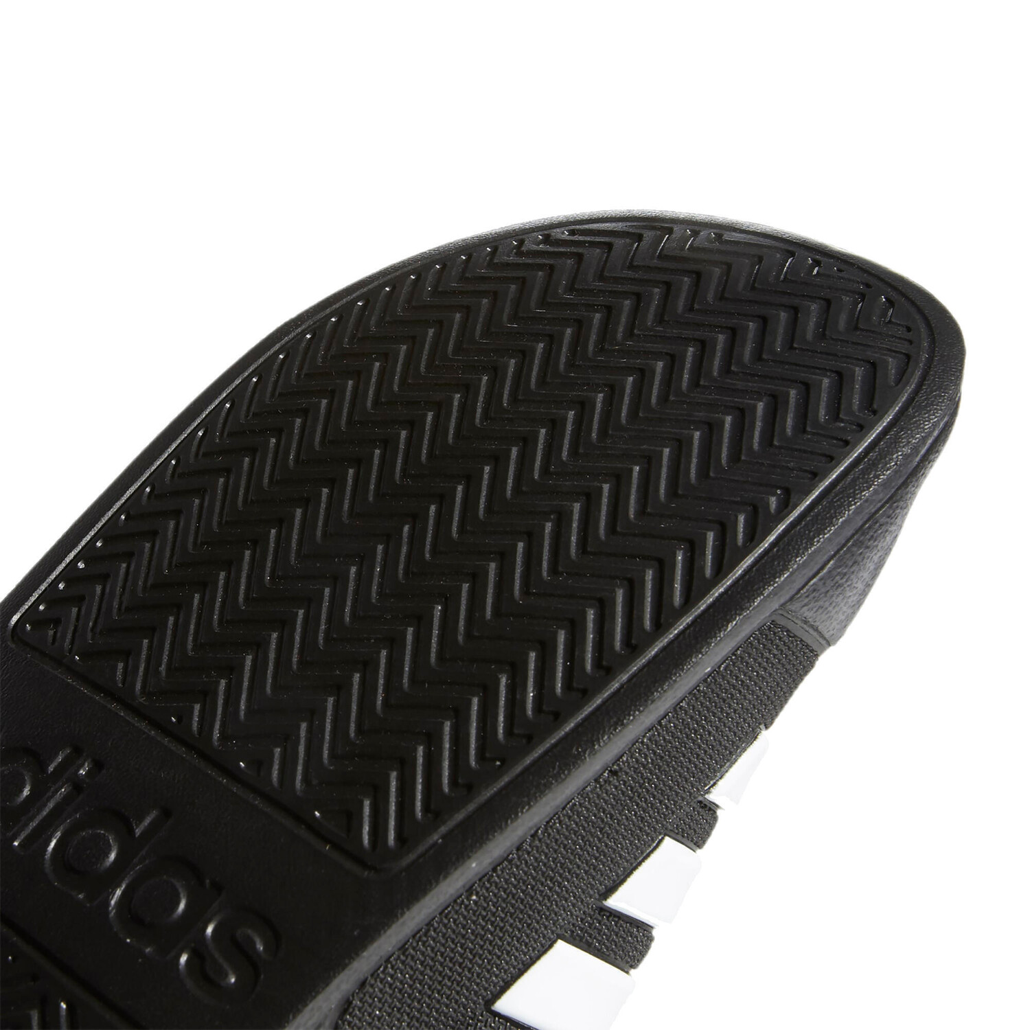 картинка Шлепанцы Adidas Adilette, черный/белый от магазина Одежда+