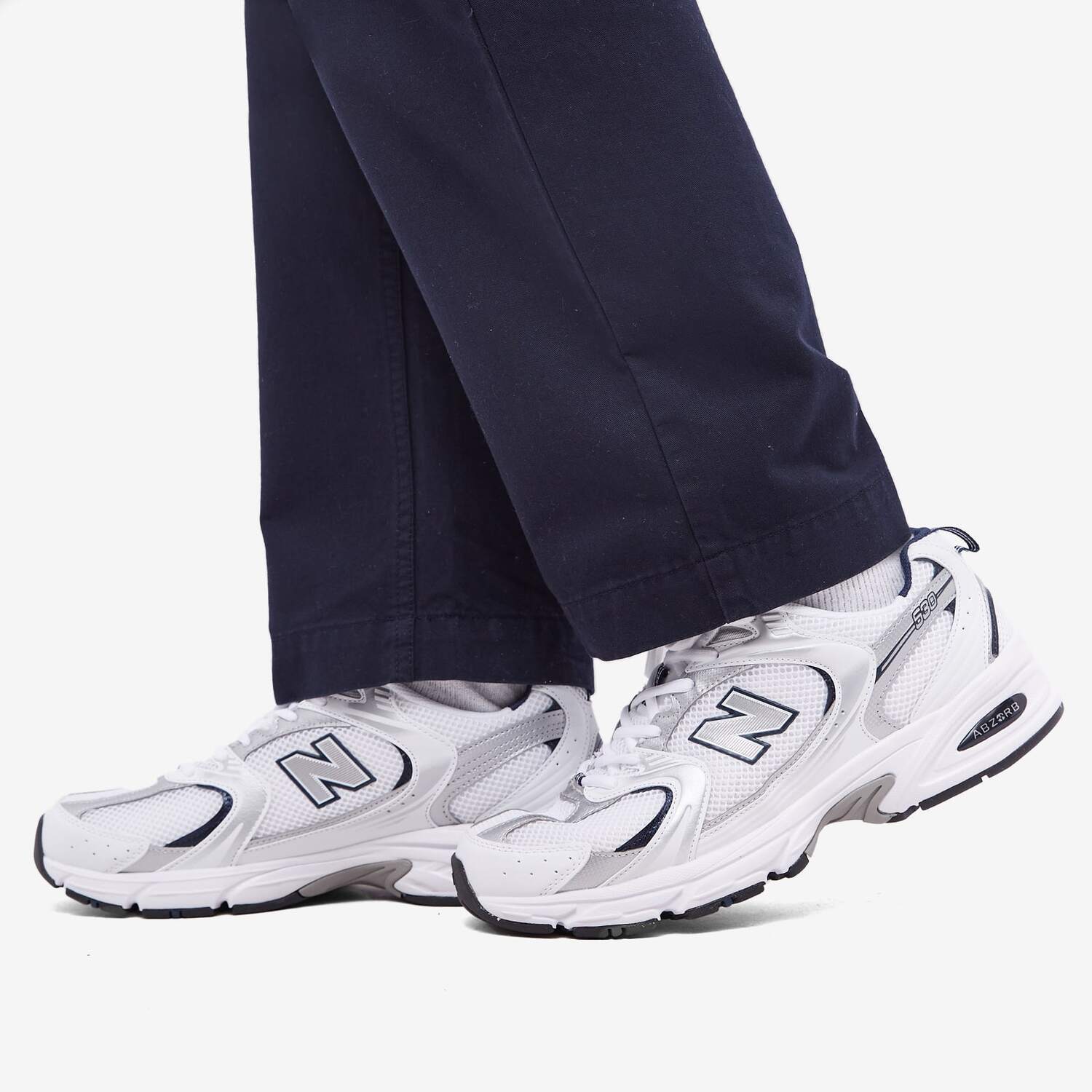 картинка Кроссовки New Balance 530 унисекс от магазина Одежда+
