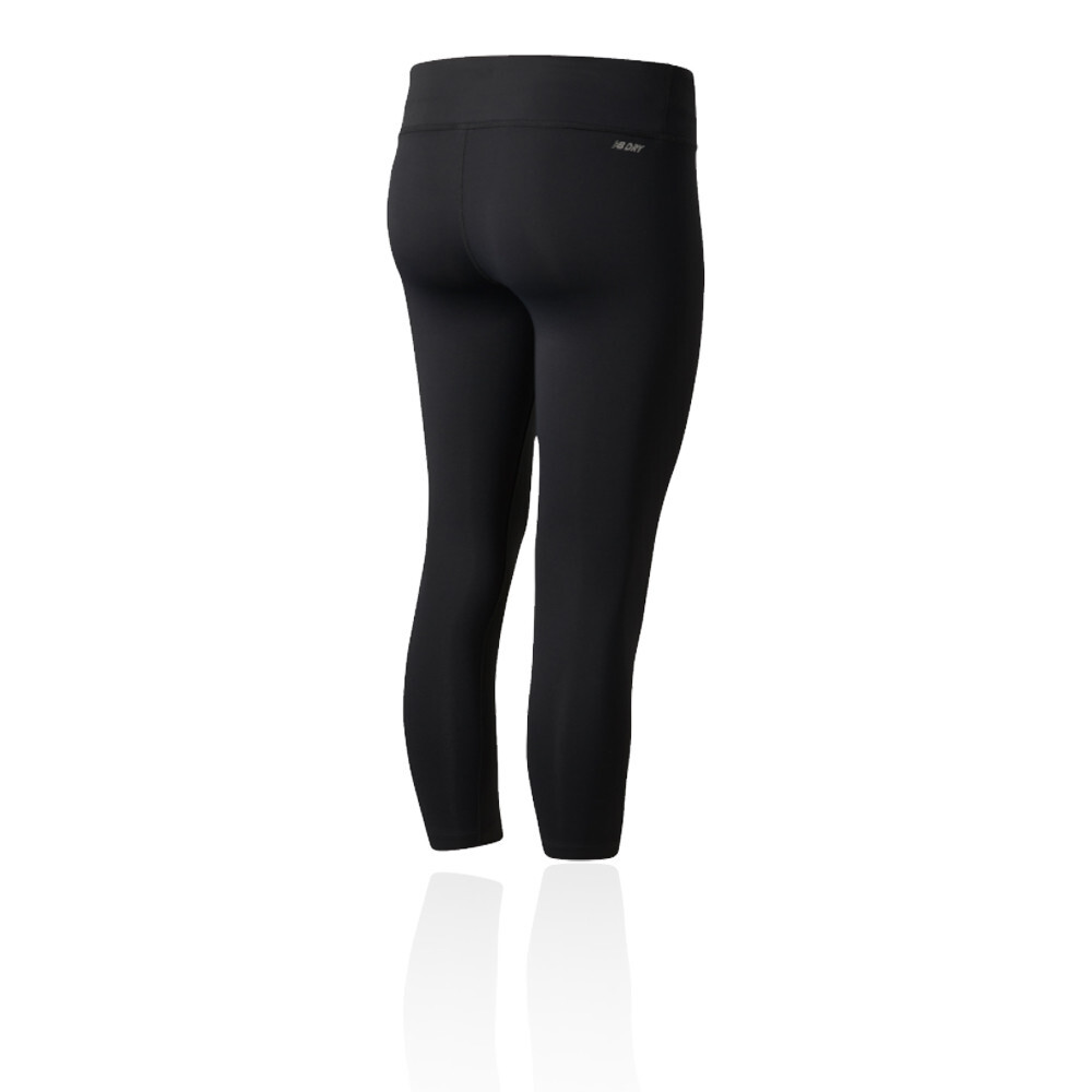 картинка Тайтсы New Balance Accelerate Capri Running, черный от магазина Одежда+