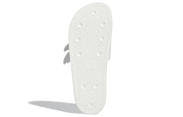 картинка Шлепанцы Adidas Originals Adilette Wings от магазина Одежда+