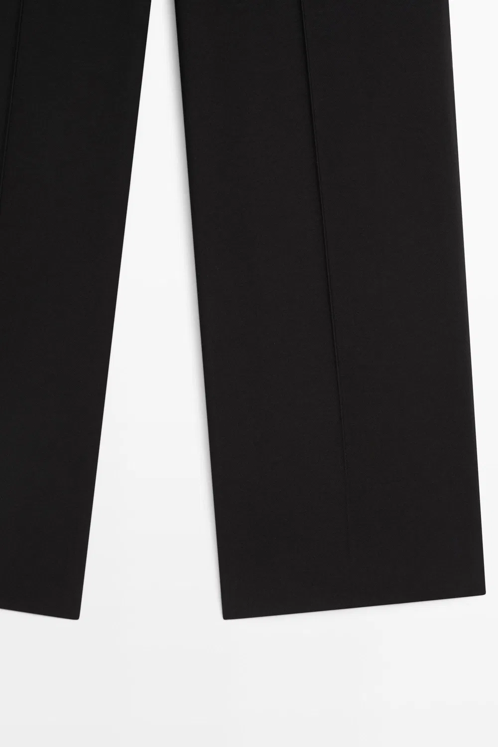 картинка Брюки Massimo Dutti Flowing Straight-Leg, черный от магазина Одежда+