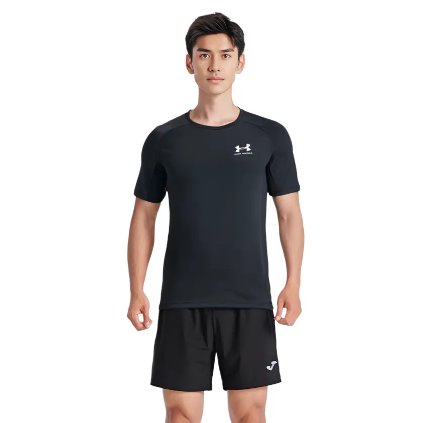картинка Футболка Under Armour HeatGear, черный от магазина Одежда+