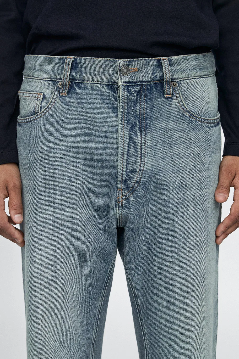 картинка Джинсы Massimo Dutti Straight-Leg, светло-голубой от магазина Одежда+