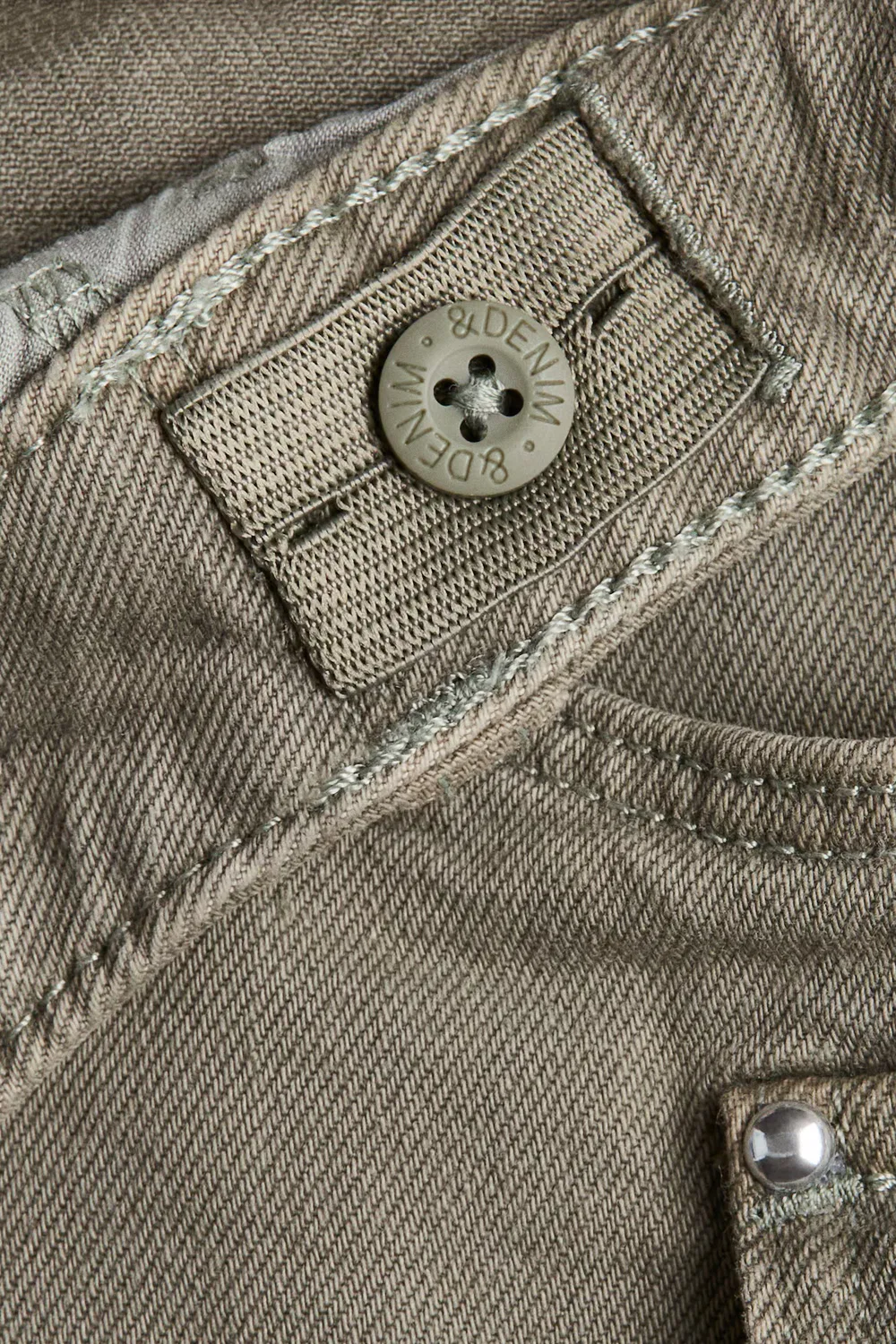 картинка Джинсовые шорты H&M, Helles Khakigrün от магазина Одежда+