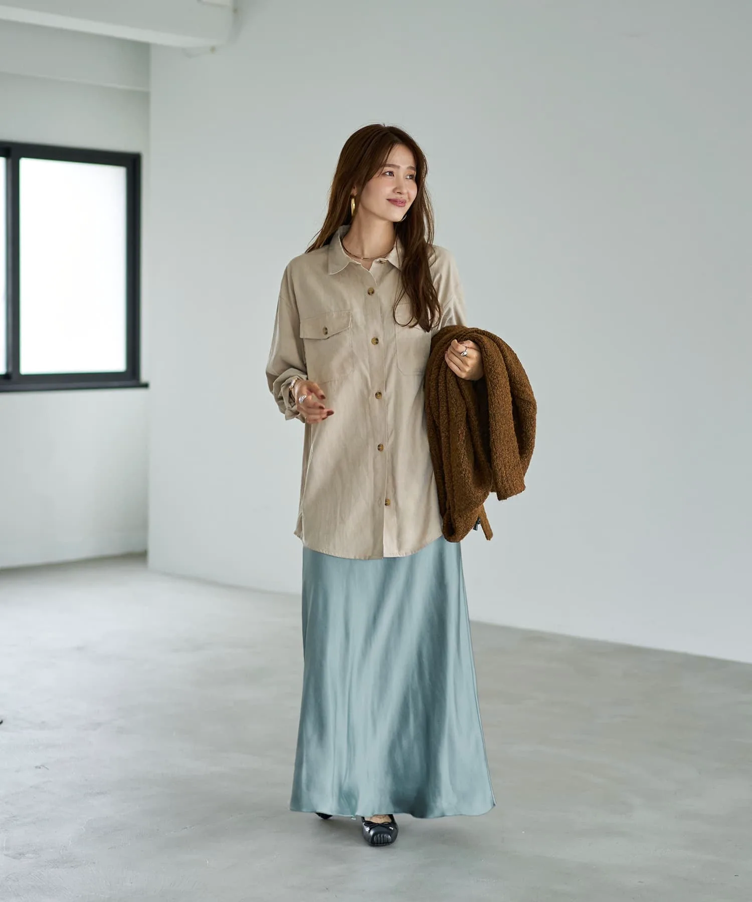 картинка Персиковая твиловая рубашка оверсайз Style Deli, Light beige от магазина Одежда+
