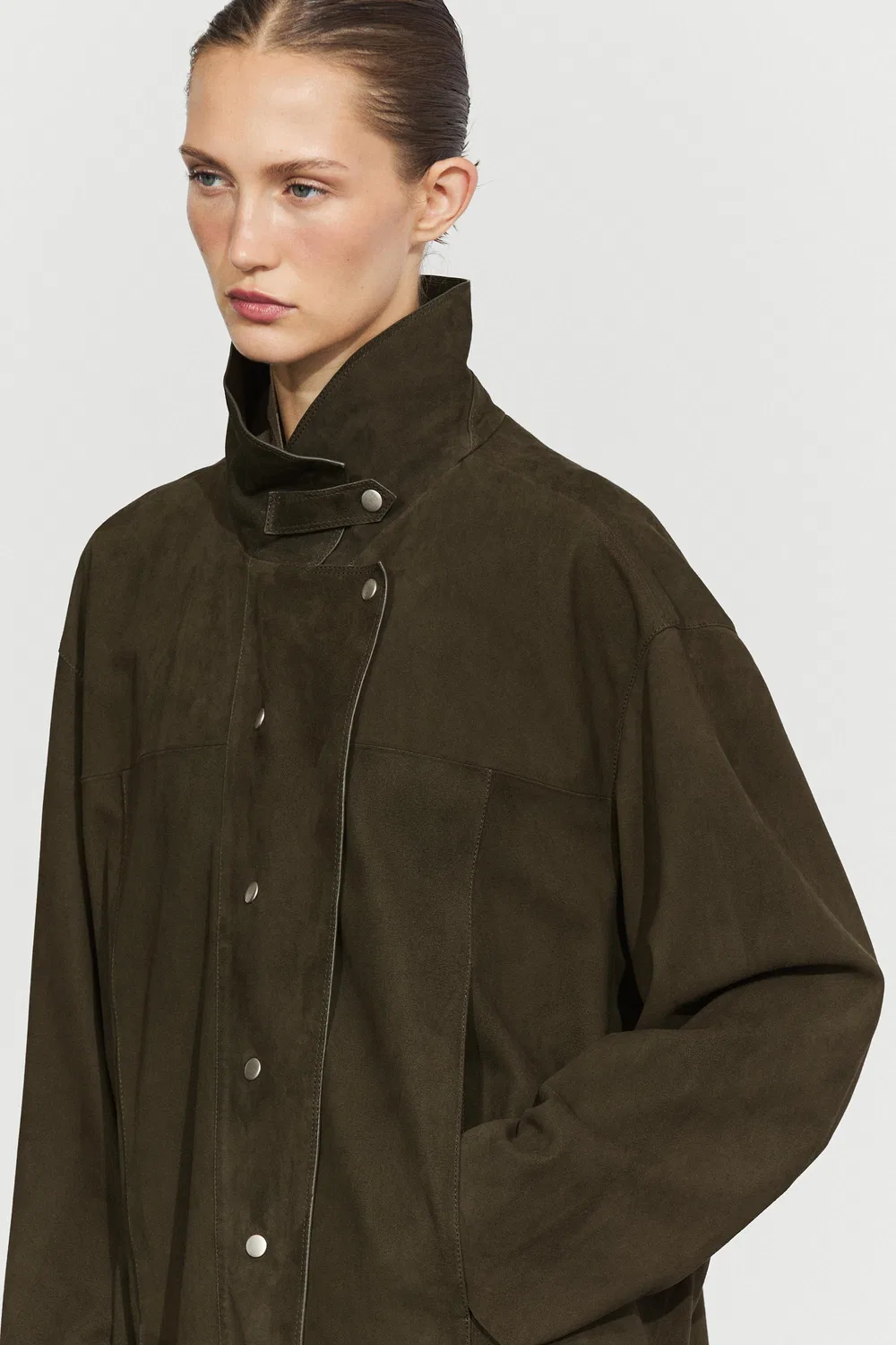 картинка Куртка Massimo Dutti High-Neck Suede, хаки от магазина Одежда+