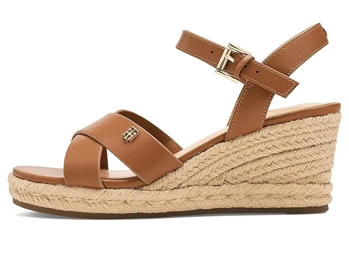 картинка Босоножки на танкетке Genea Tommy Hilfiger, Medium Brown от магазина Одежда+