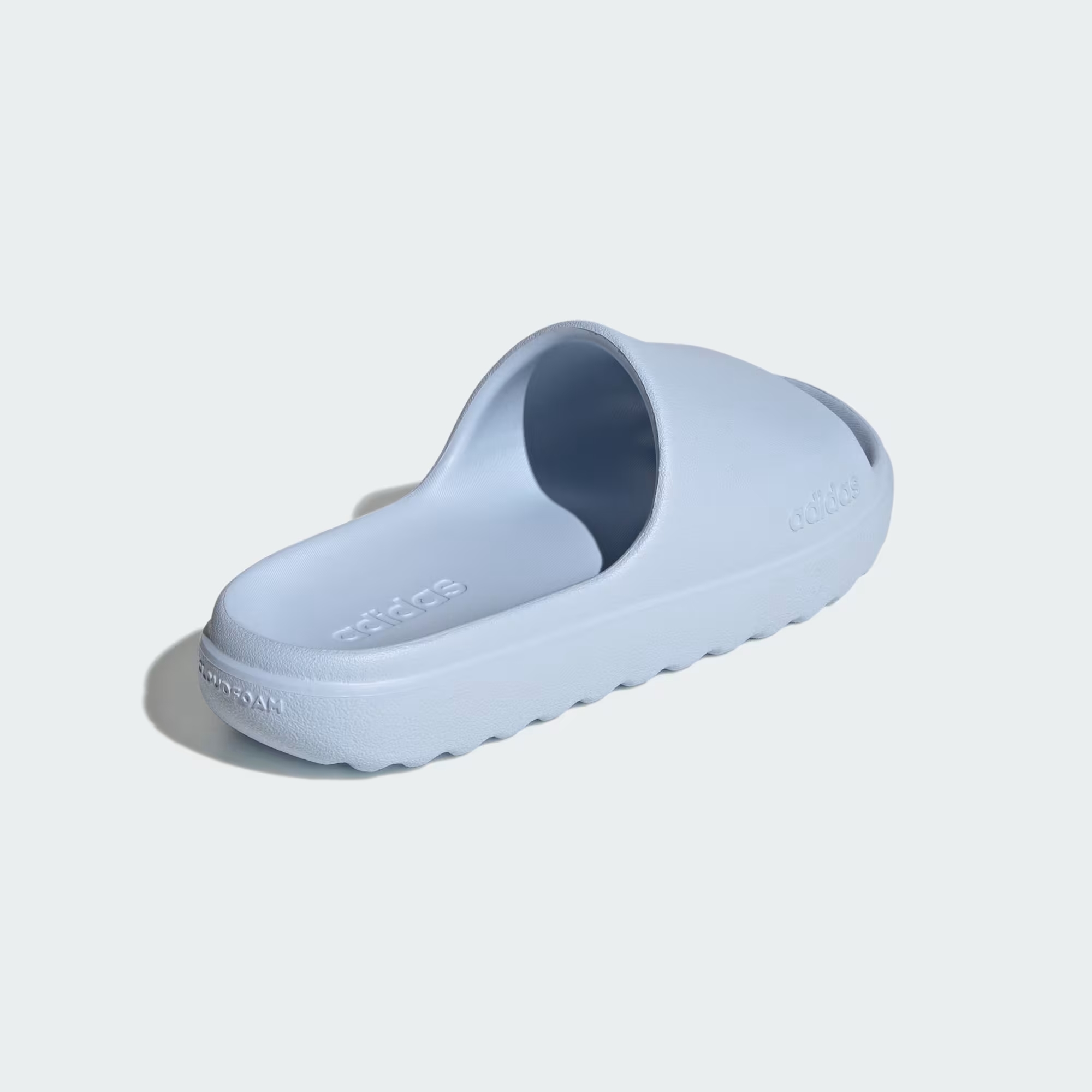 картинка Сандалии Adidas Adilette Lumia IH8922, голубой от магазина Одежда+