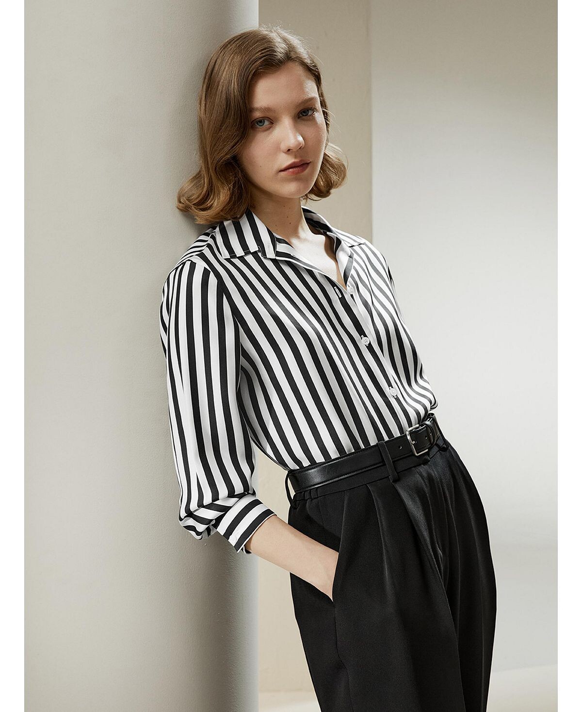 картинка Женская шелковая рубашка в полоску Амальфи LILYSILK от магазина Одежда+