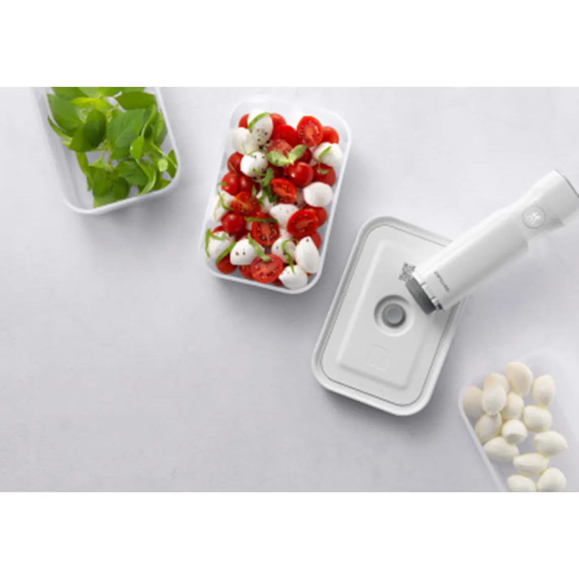 картинка Электрическая вакуумная помпа ZWILLING Fresh & Save, белый/серебристый от магазина Одежда+