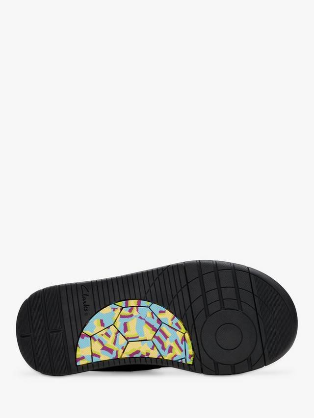 картинка Школьные ботинки Clarks Laser Track из кожи, Черные от магазина Одежда+