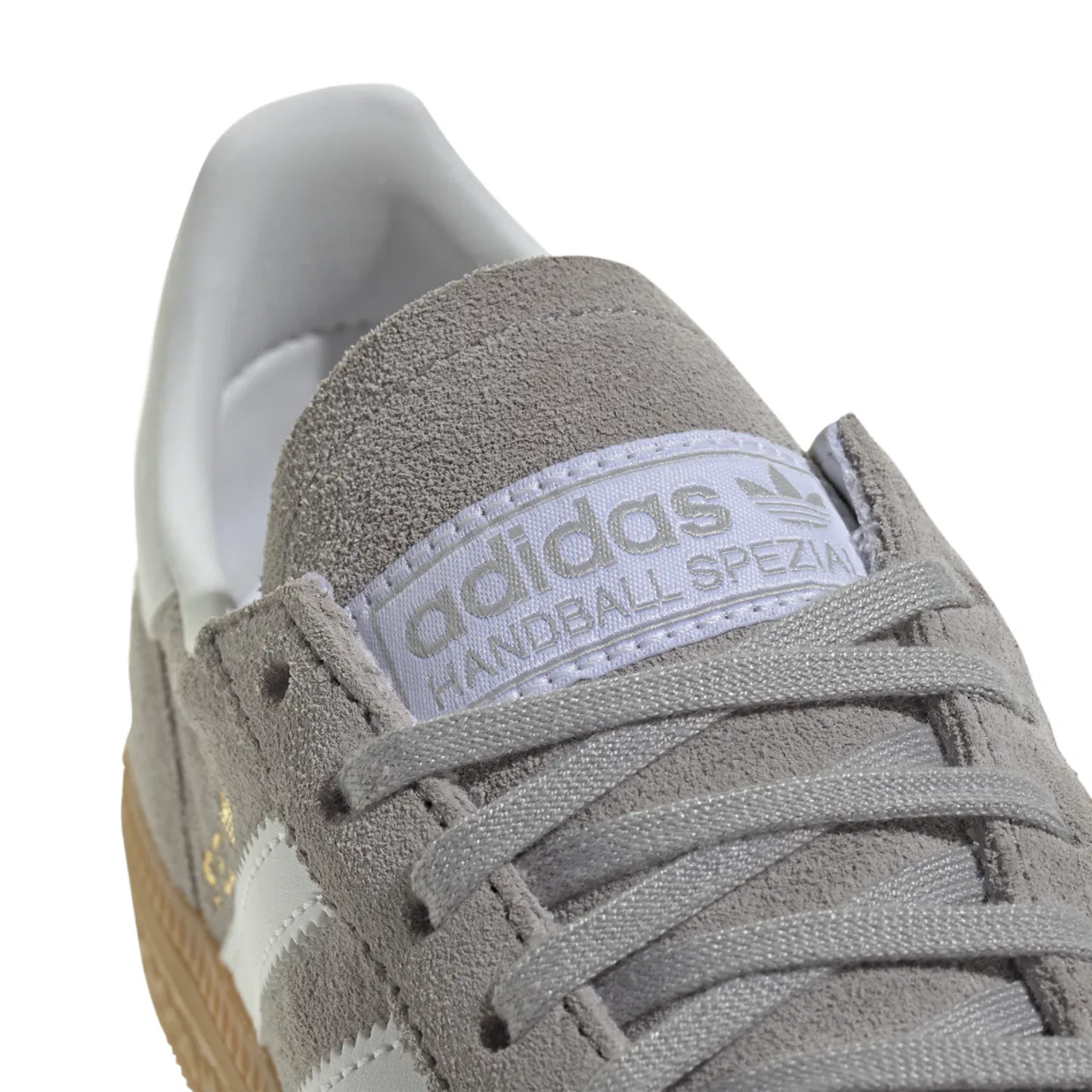картинка Кроссовки для мальчиков Handball Spezial Adidas, цвет White/Gum/Grey от магазина Одежда+