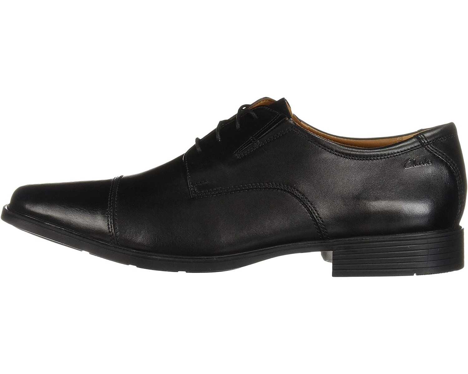 картинка Оксфорды Clarks Tilden Cap, черные от магазина Одежда+